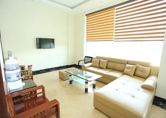 Khách sạn Venus 2 *